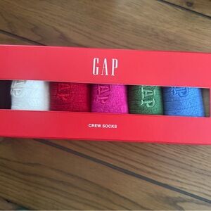 GAP Crew Socks Set - Red Box Packaging